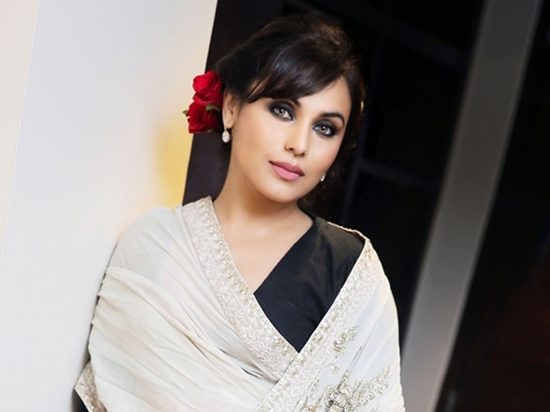 أجمل فنانات بوليوود خلفيات لسطح مكتب البنات